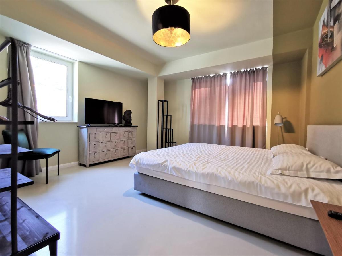 Grey Apartments Kluż-Napoka Zewnętrze zdjęcie