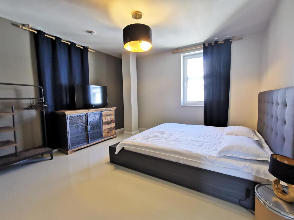 Grey Apartments Kluż-Napoka Zewnętrze zdjęcie